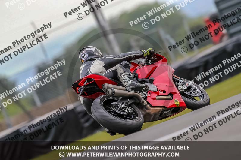 Castle Combe 2019;PJ Motorsport Photography 2019;donington no limits trackday;donington park photographs;donington trackday photographs;no limits trackdays;peter wileman photography;trackday digital images;trackday photos